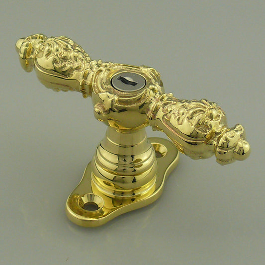 NA-F-SZ3 Abschließbare Gründerzeit Fensterolive