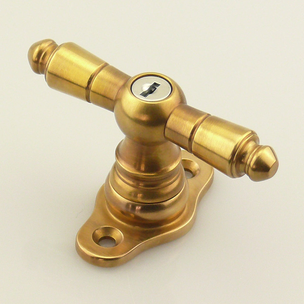 NA-F-SZ3251 "Berliner Rolle" Abschließbare Historismus Fensterolive